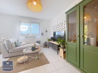  Appartement à louer 3 pièces 42 m²