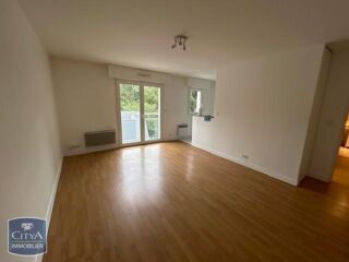  Appartement à louer 2 pièces 45 m²
