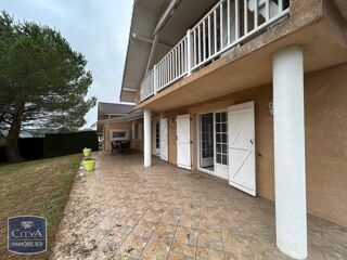  Maison à louer 5 pièces 155 m²