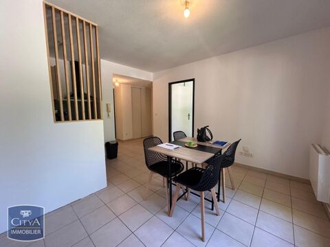   Location Appartement Appartement - 2 pièce(s) - 33 m²