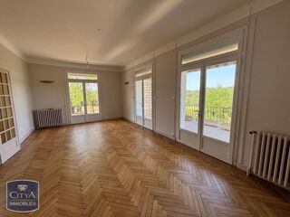  Maison à louer 5 pièces 150 m²