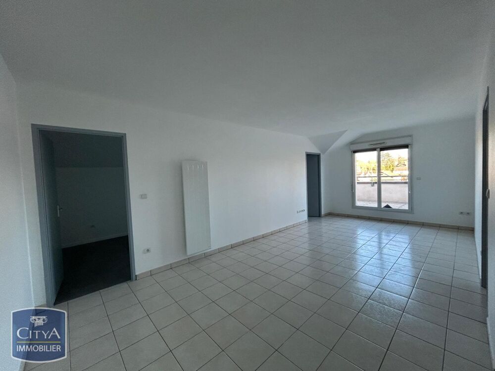 location Appartement - 4 pièce(s) - 80 m² Roye (80700)