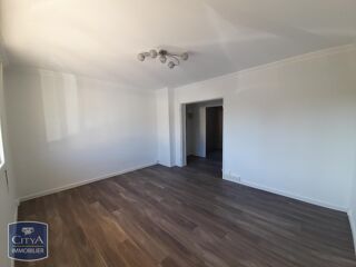  Appartement à louer 3 pièces 55 m²