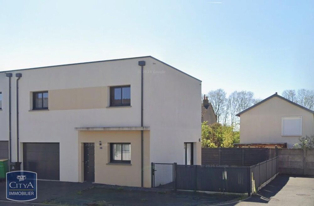 location Maison - 4 pièce(s) - 98 m² Le Mans (72000)