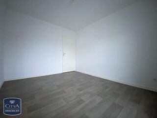 Appartement à louer 3 pièces 64 m²