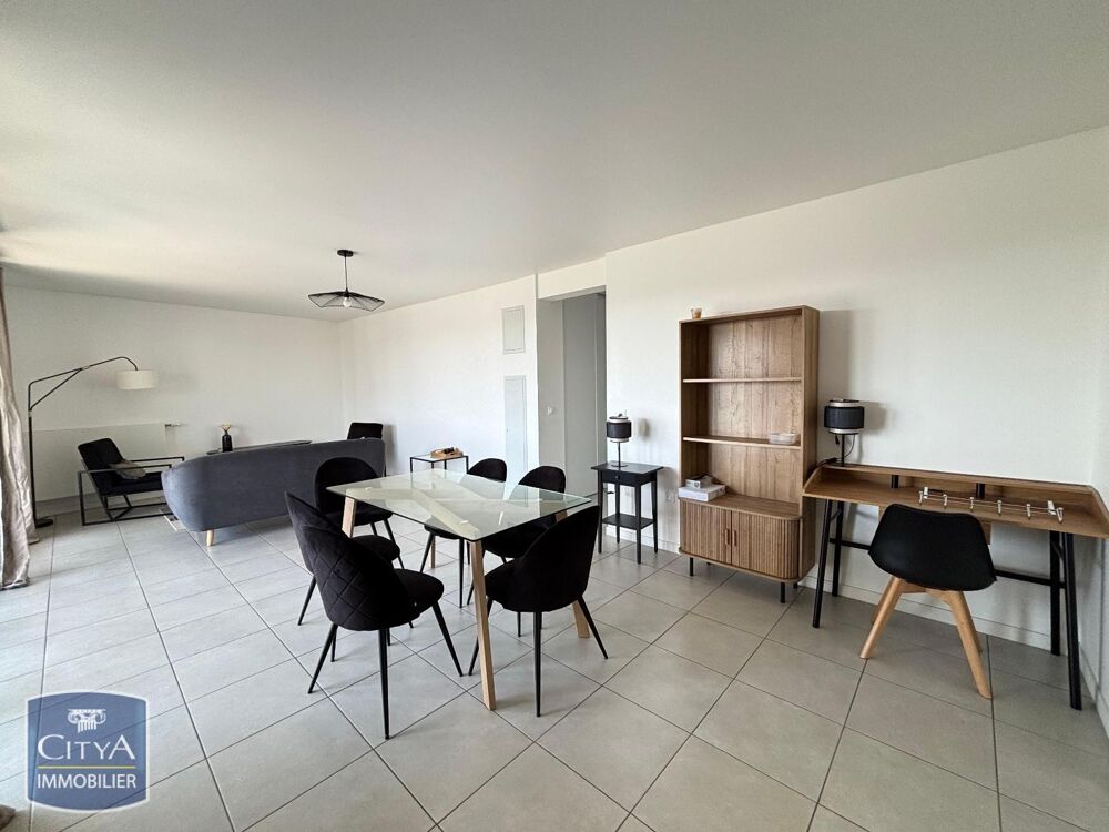 A LOUER : APPARTEMENT T4 MEUBLE + BALCON + PARKING - BOR....