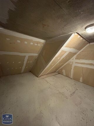  Appartement à louer 2 pièces 56 m²