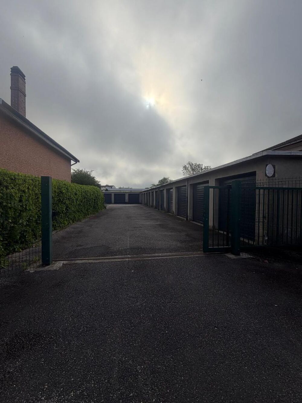 location Parking / Garage Décines-Charpieu (69150)