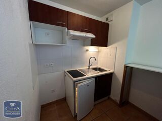  Appartement à louer 2 pièces 37 m²