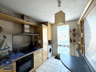  Appartement à louer 4 pièces 85 m²