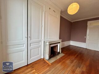  Appartement à louer 4 pièces 89 m²