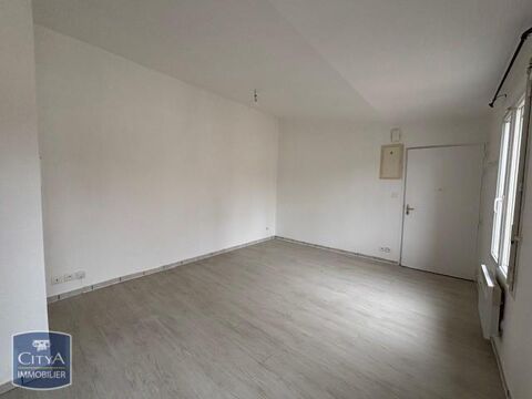  Appartement � louer 1 pi�ce 25 m� Machecoul-saint-m�me