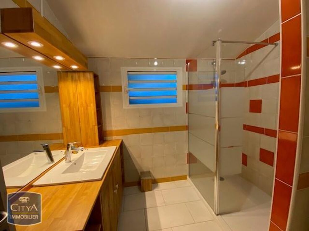 location Maison - 3 pièce(s) - 61 m² L' Étang-Salé (97427)