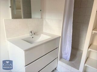  Appartement à louer 2 pièces 45 m²