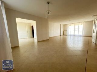  Appartement à louer 4 pièces 115 m²