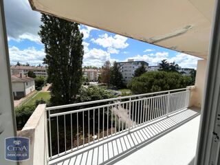  Appartement à louer 3 pièces 74 m²