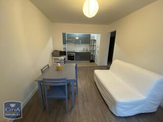  Appartement à louer 2 pièces 37 m²