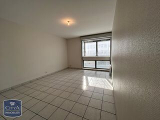  Appartement à louer 3 pièces 56 m²