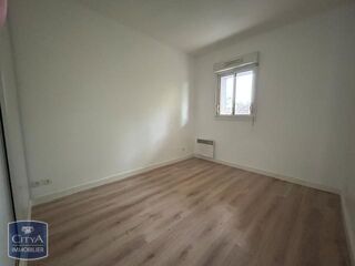  Appartement à louer 4 pièces 78 m²