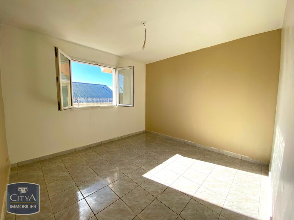 location Maison - 4 pièce(s) - 100 m² Bois de Nèfles Saint Paul (97411)