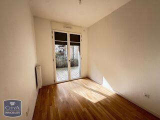  Appartement à louer 3 pièces 64 m²