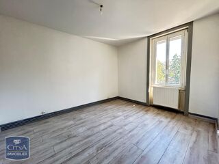  Appartement à louer 3 pièces 61 m²