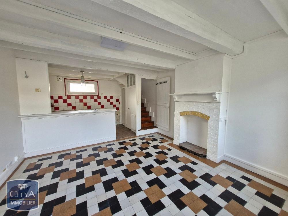 EXCLUSIVITÉ - MAISON 3 PIÈCES AVEC TERRASSE ET JARDINET ....