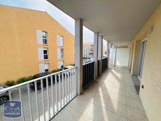  Appartement à louer 4 pièces 77 m²