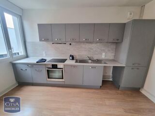  Appartement à louer 4 pièces 93 m²