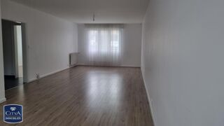  Appartement à louer 3 pièces 98 m²