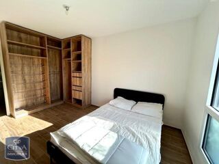  Appartement à louer 2 pièces 44 m²