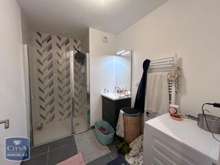  Appartement à louer 3 pièces 61 m²