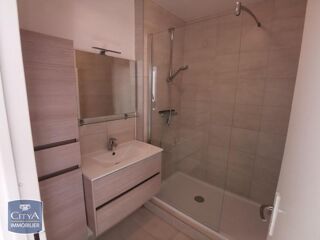  Appartement à louer 2 pièces 53 m²