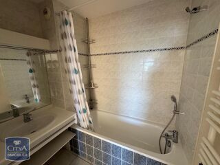  Appartement à louer 2 pièces 47 m²