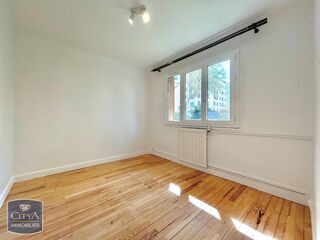 Appartement � louer 4 pi�ces 66 m� Lyon 09