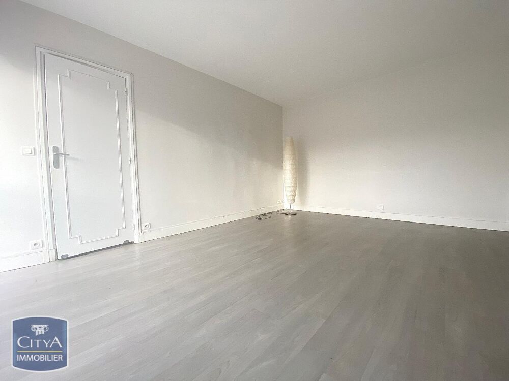 location Appartement - 2 pièce(s) - 50 m² Vélizy-Villacoublay (78140)