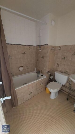  Appartement à louer 1 pièce 27 m²