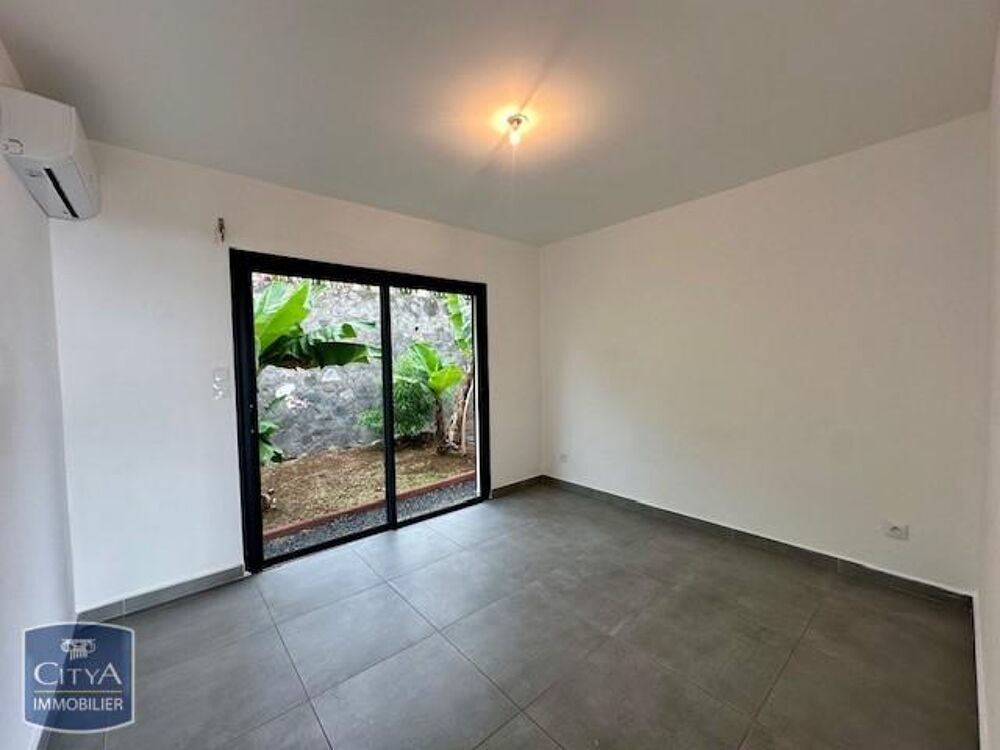 location Appartement - 5 pièce(s) - 104 m² Saint-Paul (97460)