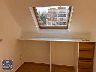  Appartement à louer 3 pièces 65 m²