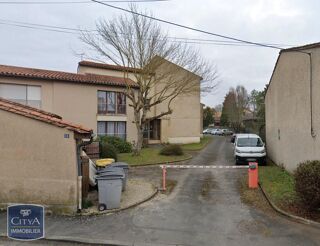  Parking / Garage � louer 