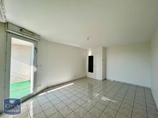  Appartement à louer 3 pièces 67 m²