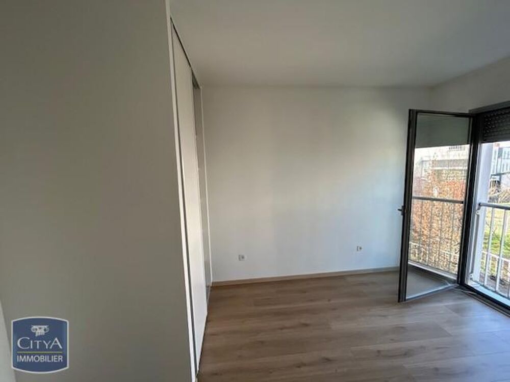 À LOUER : Appartement récent T2 à Saint Dizier, 52100. P....