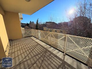  Appartement à louer 3 pièces 69 m²