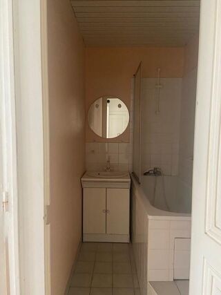  Appartement à louer 3 pièces 64 m²