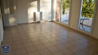  Appartement à louer 3 pièces 73 m²