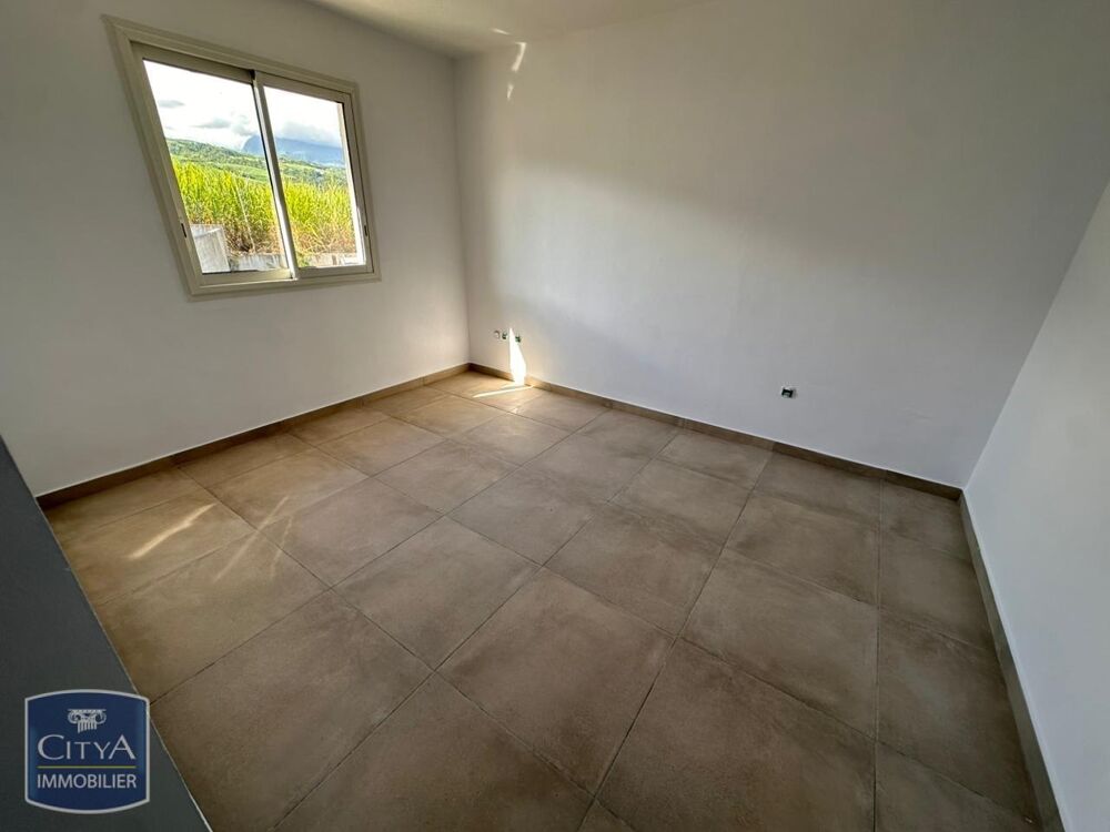 EN EXCLUSIVITE - A LOUER MAISON 4 PIECES A PETITE ILE Si....