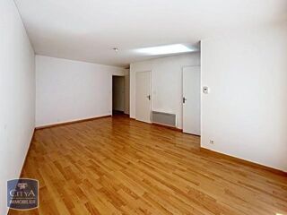 location Appartement - 3 pièce(s) - 77 m² Saint-Brieuc (22000)