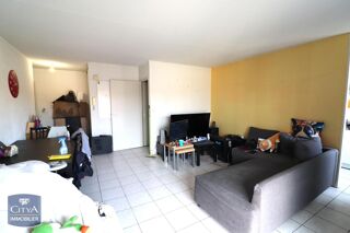  Appartement à louer 2 pièces 50 m²