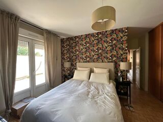  Appartement à louer 5 pièces 153 m²