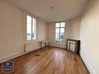  Appartement à louer 2 pièces 44 m²